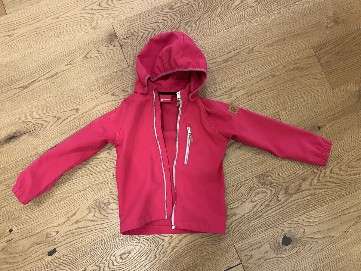 Reima Giacche & Cappotti: Reima Softshell Jacke 122 pink – Usato da Brail venduto da Sonnenblume86GR