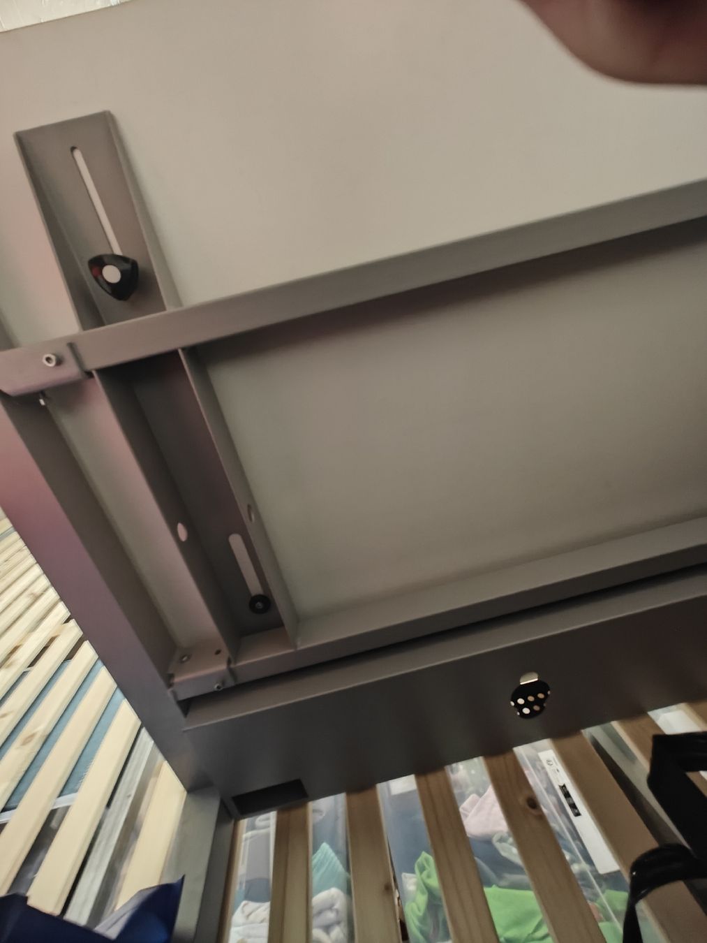 Scrivanie: Schreibtisch massiholz Metall – Usato da Rüti ZH venduto da zin_579k 2