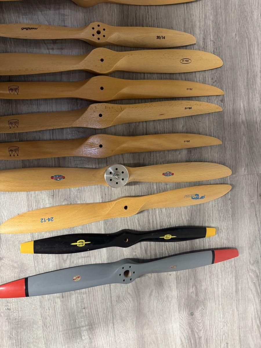 Modellismo RC: 24 Stk. Holzpropeller / Flugzeugpropeller – Nuovo (secondo la descrizione) da Schnottwil venduto da stubi02 4
