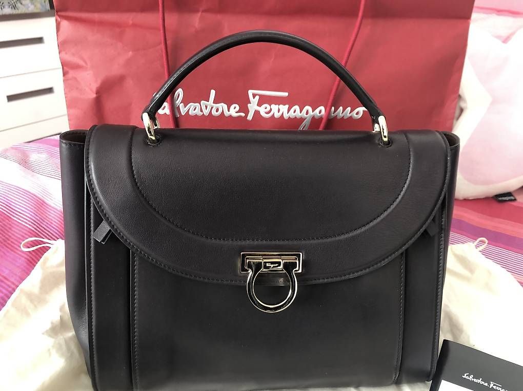 Salvatore Ferragamo Taschen für Damen: BORSA SOFIA RAINBOW di Salvatore Ferragamo marrone scuronera – Gebraucht aus Arzo von ema_q6g9 3