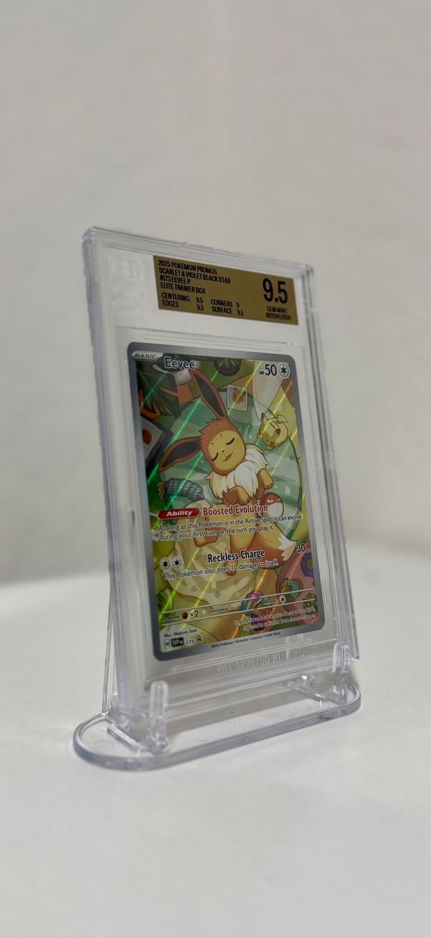 Cartes: Eevee ETB Promo Prismatic Evolutions in a BGS9.5 – D'occasion à Kleinlützel par Slab_Village
