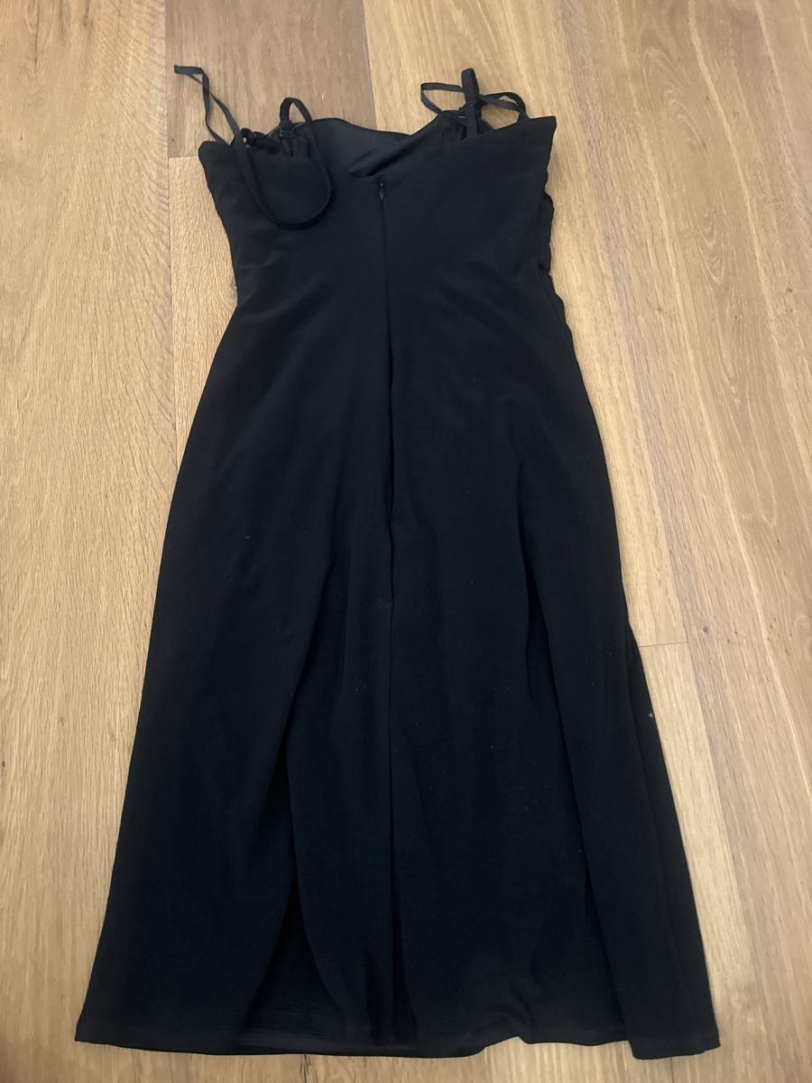 Vestiti: Abendkleid Steffen Schrwut Farbe Schwarz – Nuovo (secondo la descrizione) da Lachen SZ venduto da LuganoLugano 2