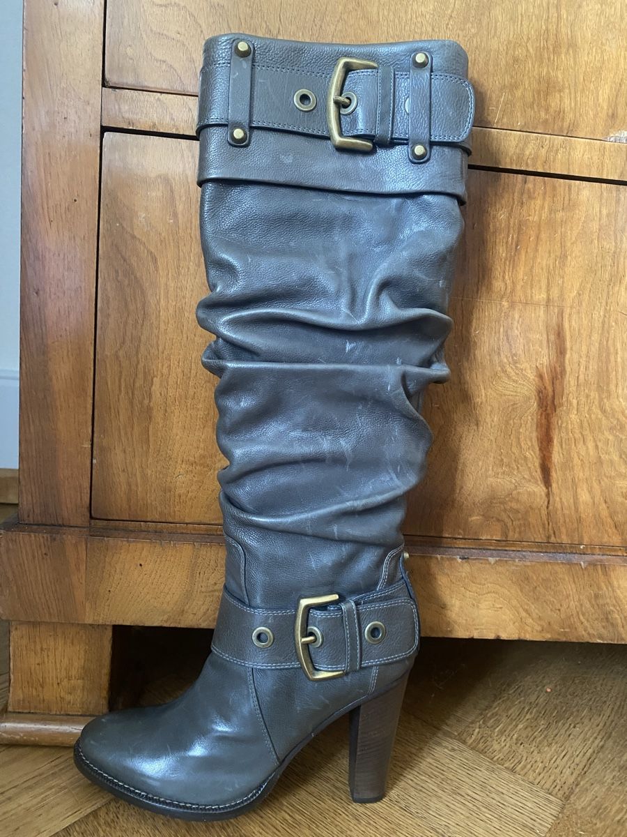 Scarpe da donna: Exklusive Stiefel für Damen  – Nuovo e nell'imballaggio originale da Bern venduto da chr_lz96