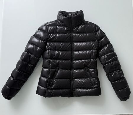 Moncler Daunenjacke schwarz Grösse 0