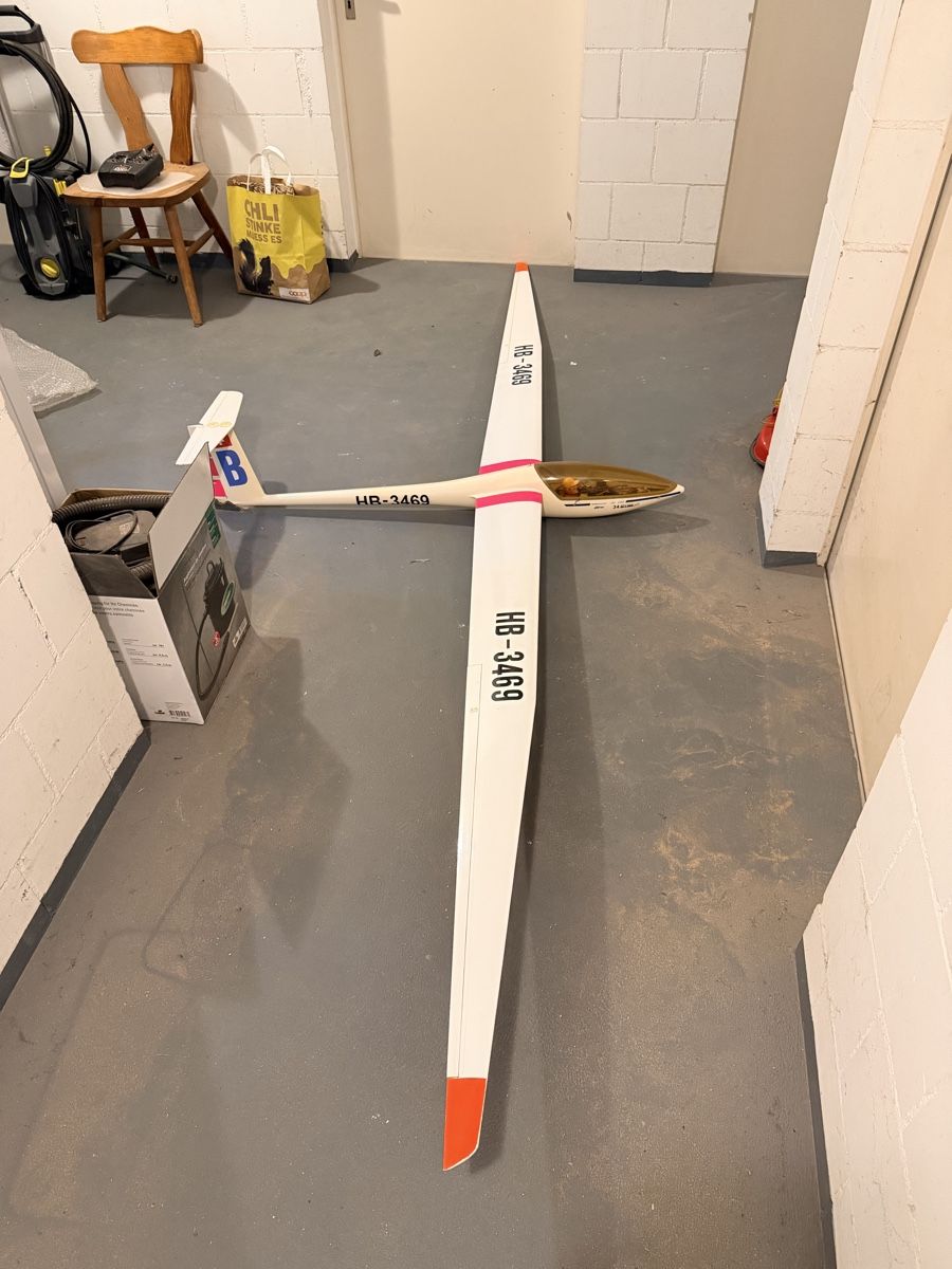 Modellismo RC: RC Segelflugzeug DG600 – Difettoso da Mühlau venduto da Snackbitez