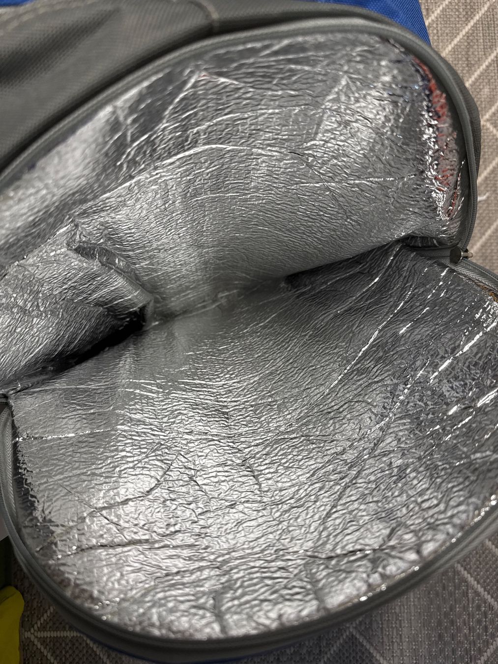 Zaini: Nordcap Rucksack mit Front-Kühlfach – Usato da Auenstein venduto da moin. 2