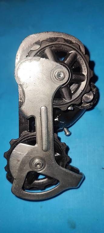 Pezzi di ricambio: Dérailleur arrière RD-2200 (7/8V) – Usato da Genf venduto da AdiOs2 1