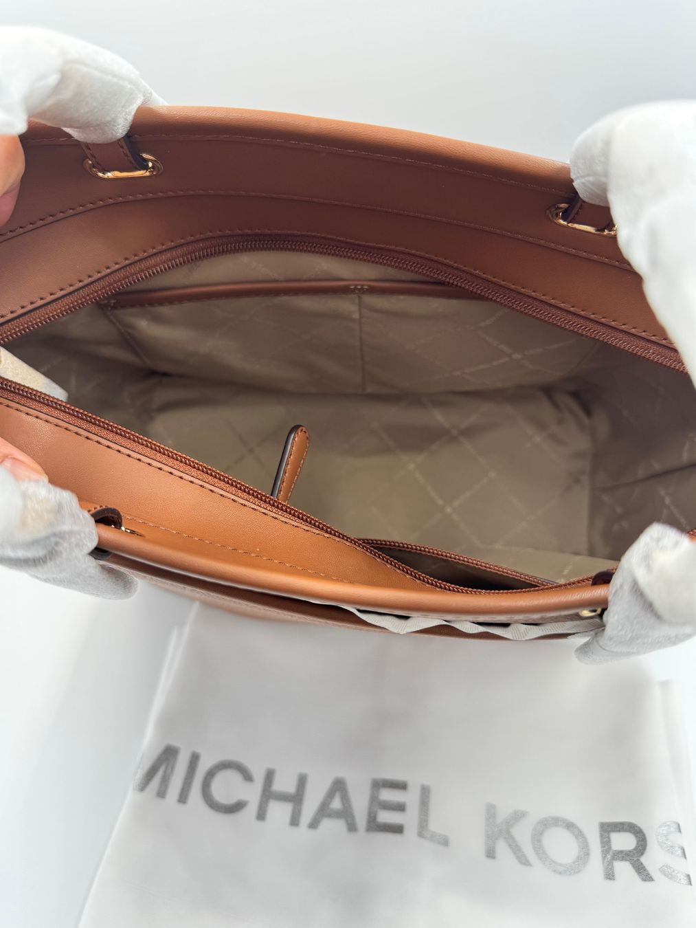 Michael Kors Borse da donna: Michael Kors Tasche luggage – Nuovo e nell'imballaggio originale da Wiedlisbach venduto da Sistershop 6