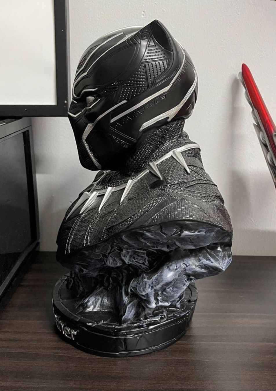 Statuette: Black Phanter Statue 37cm – Nuovo (secondo la descrizione) da Lohn-Ammannsegg venduto da JarvisSystem2.0 2