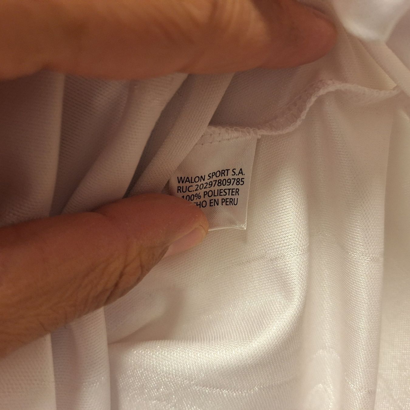 Canottiere & Pantaloni: Walon Peru Seleccion Home Vintage L – Usato da Bellinzona venduto da LA-ropa-de-Juan 4