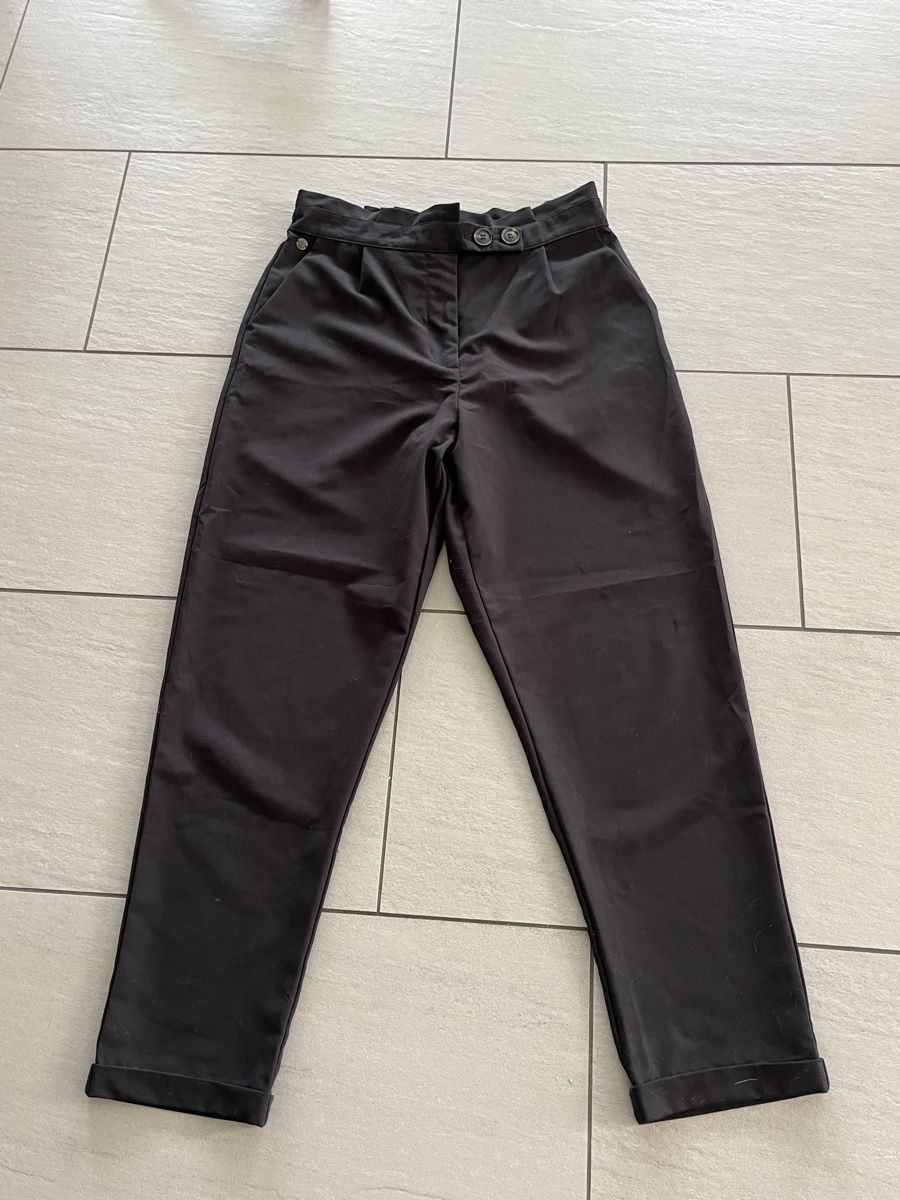 Nile Pantaloni: Nile Stoffhose schwarz Gr.M – Nuovo (secondo la descrizione) da Herrenschwanden venduto da Kamel1