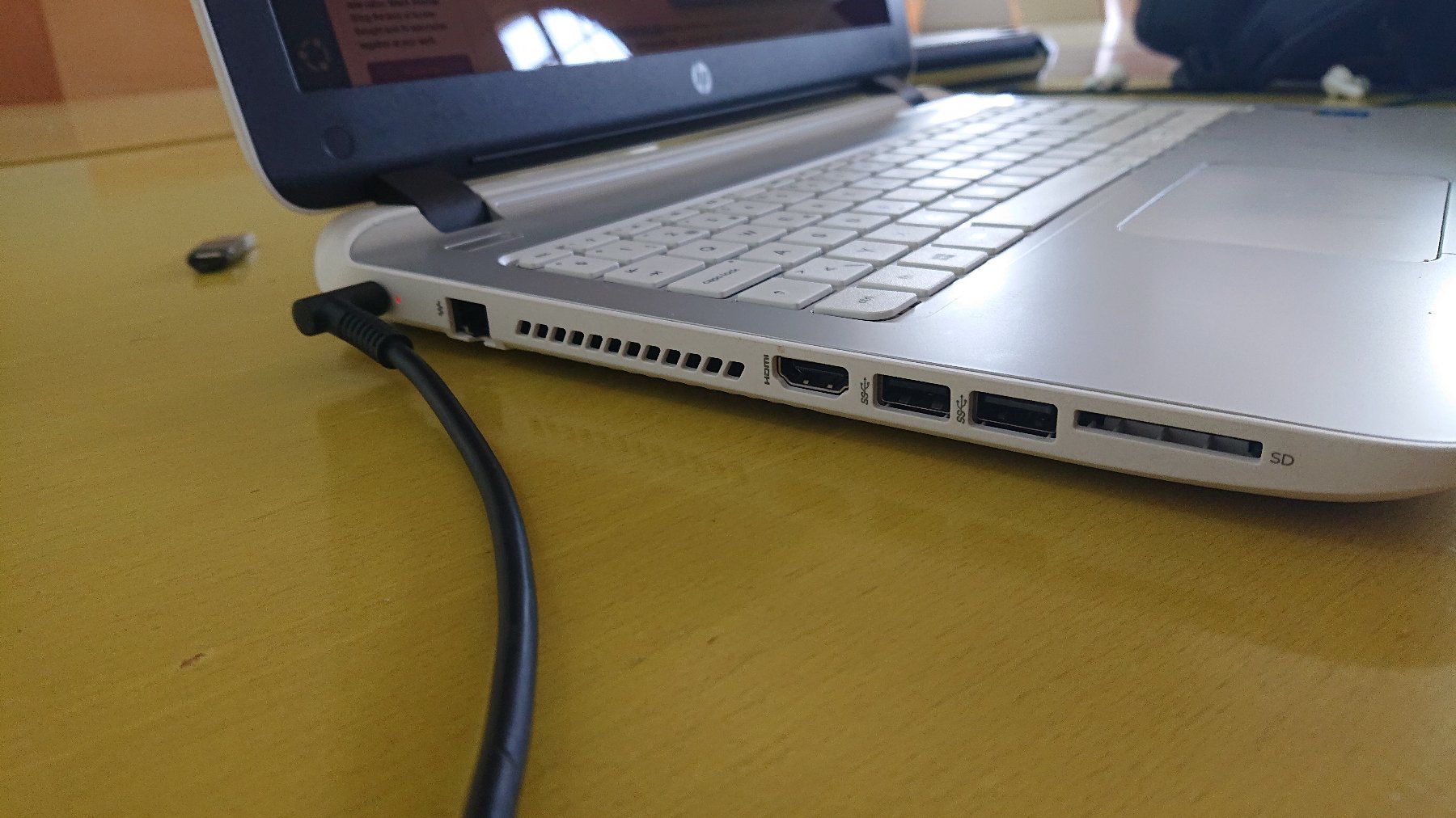 Hewlett Packard Portables: HP Pavilion i5 750gb HDD – D'occasion à Flawil par rcnkr 6