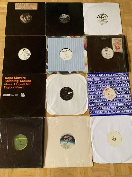 Schallplatten: 36 X 12 + 2 X 2X12" HOUSE – Gebraucht aus Genève von roh_wjt9 1