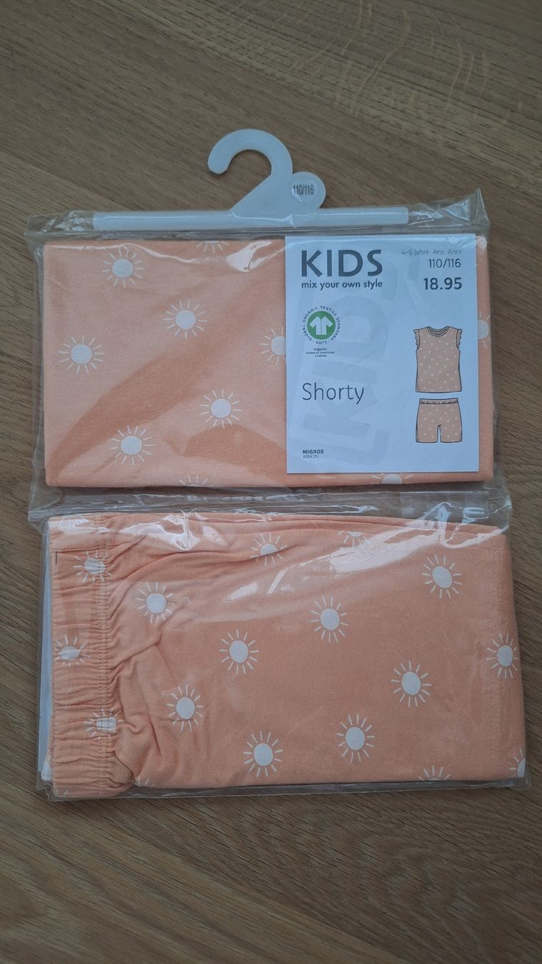 Migros Pigiama & Simili: kurzes Pyjama 110/116 – Nuovo e nell'imballaggio originale da Brig venduto da snowball92