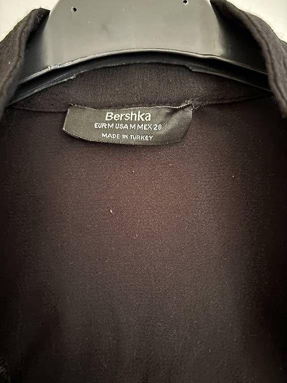Camicette: Hemd / Bluse schwarz – Usato da Basel venduto da rebecca_b 1