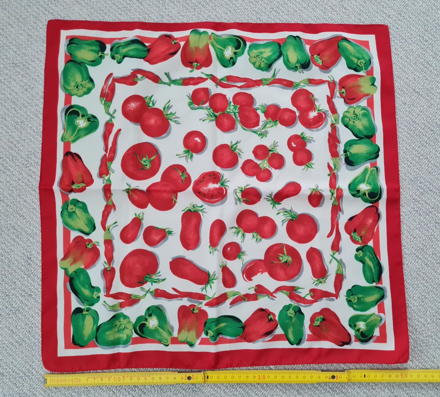 Foulard & Sciarpe: Schönes Foulard – Usato da Zürich venduto da chralo