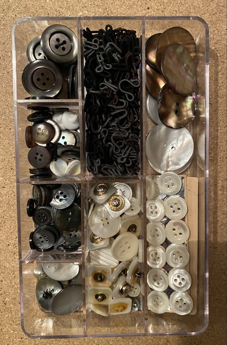 Boutons: Knöpfe Perlmutt – Neuf (Voir description) à Winterthur par Etimax