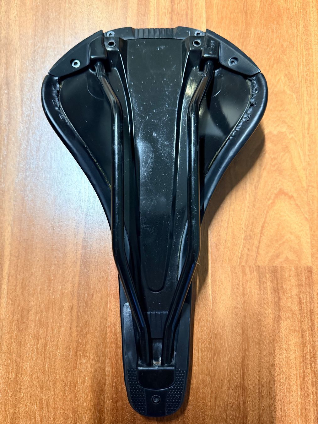 Specialized Pièces détachées: Specialized Sattel / 143 mm – D'occasion à Stans par Zappa93 1