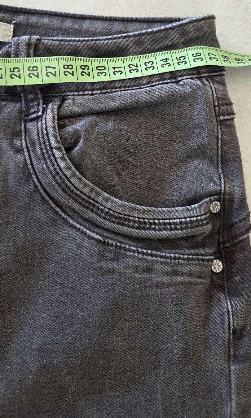 Pantaloni: Hose dunkelbraun Gr. 36  – Usato da Lyss venduto da Urma5 1