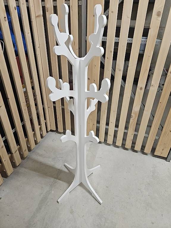 Guardaroba: Porte manteaux pour enfant  – Usato da Orny venduto da Corinne065