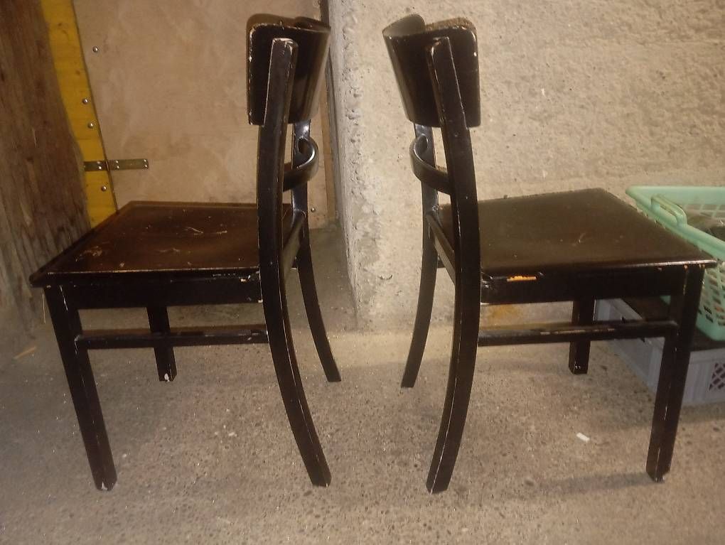 Chaises: 2 Holzstühle – D'occasion à Basel par Petergunn 2
