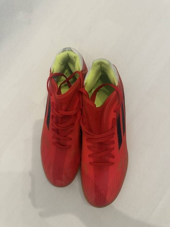 Scarpe da uomo: Hallen Schuhe G 41 1/2 – Usato da Dürnten venduto da BanziDani 1