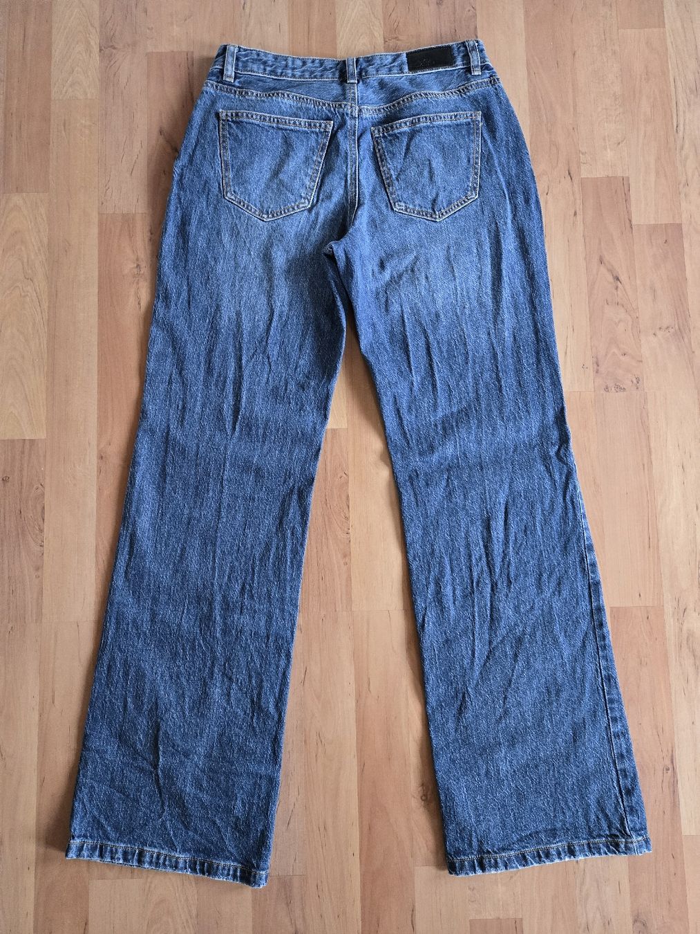 Vero Moda Jeans: neuwertige Jeans Vero Moda Gr. 27/32 – Nuovo (secondo la descrizione) da Zwingen venduto da crazy84 1