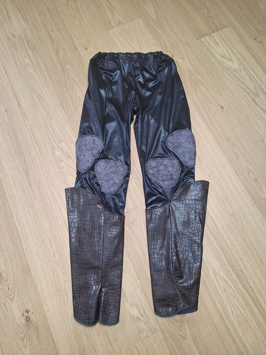 Costumi: Fasnachtskleid von Guggenmusik – Usato da Ruswil venduto da mar_2xnz 2