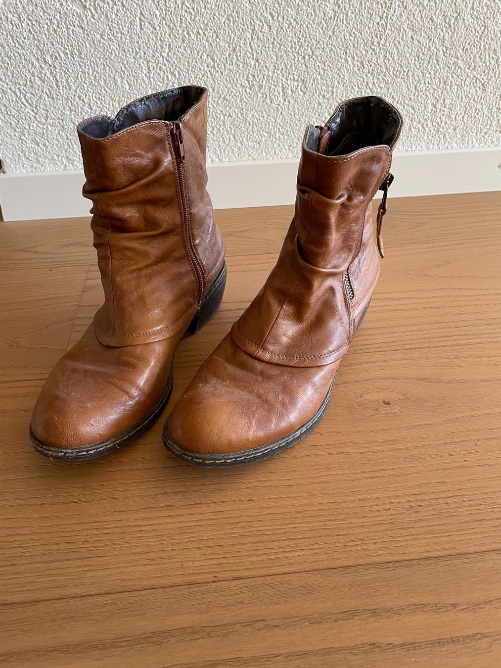 Scarpe da donna: Lederschuhe braun, Gr. 38, Herbst/Winter – Usato da Gümligen venduto da ani_c7v6