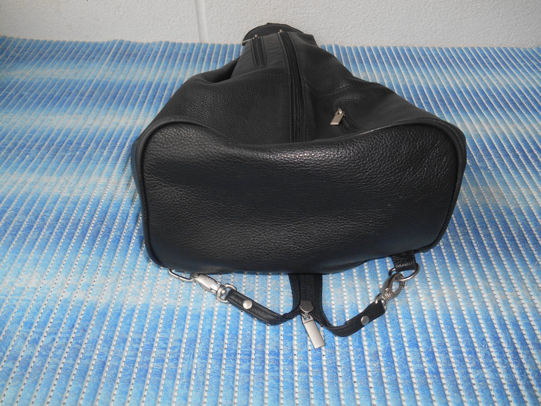 Zaini: EM-EL Leder Rucksack /Umhängetasche – Usato da Basel venduto da Birs868 5