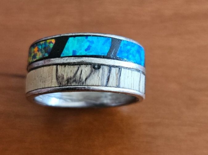Anelli: Traumhafter Opal Holz Ring – Usato da Ittigen venduto da Myriamstr
