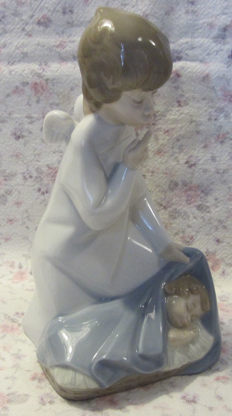 Lladro Statuette: Lladro - Wunderschöner Engel mit schlafendem Baby – Usato da Zürich venduto da Adebar0 1