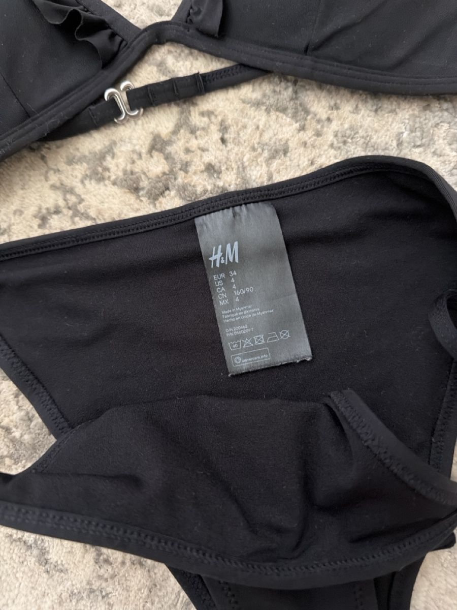 H&M Costumi da bagno & Bikini: Bikini H&M Schwarz Grösse 34 neuwertig – Nuovo (secondo la descrizione) da Zurich venduto da kat_dcy5 1