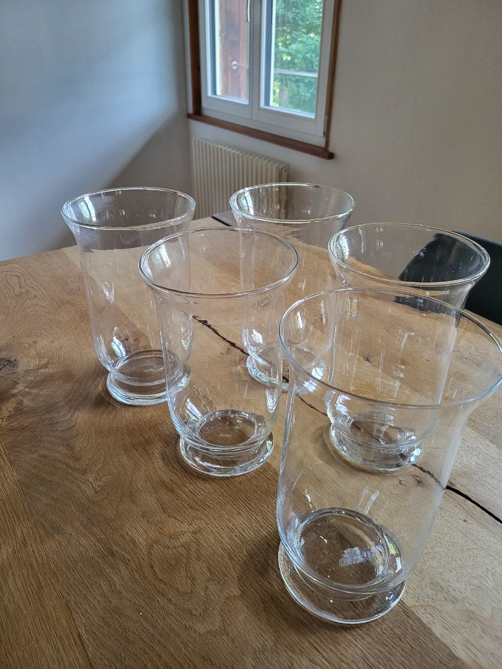 Vasi & Recipienti: Grosse Glasvasen für Blumen oder Kerzen, 5 Stk. – Usato da Oberdiessbach venduto da Sathory 5