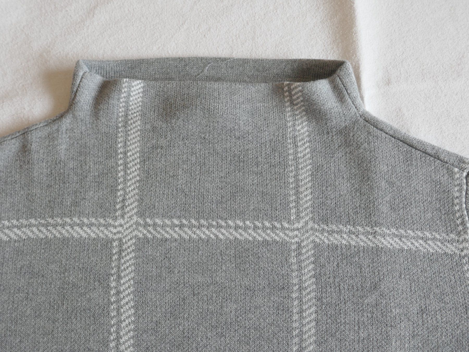 C&A Maglioni & Felpe: NEU !  Warmer Strick-Pulli mit Karo-Muster - hellgrau/weiss – Nuovo (secondo la descrizione) da Volketswil venduto da Cobra22