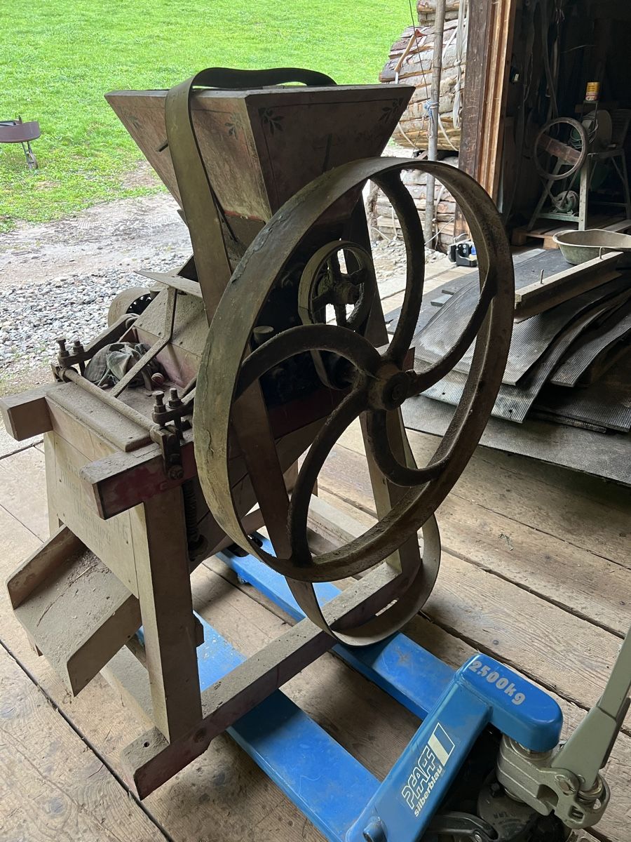 Alle Maschinen: Mühle – Gebraucht aus Marbach LU von ja__6nq7 1