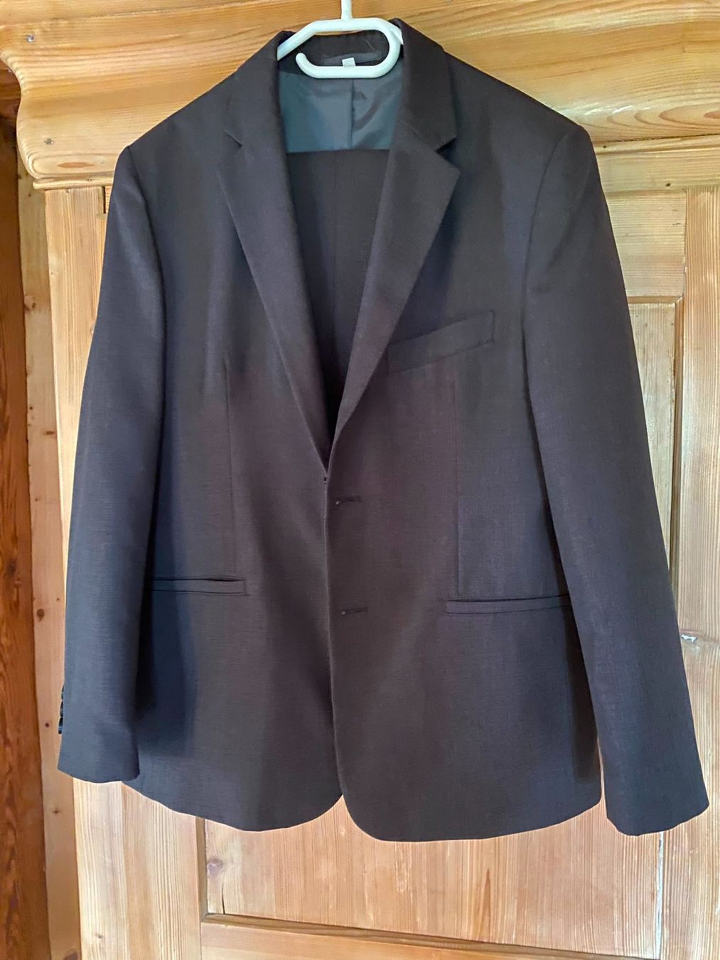 Ensembles: Schicker Knabenanzug Gr. 158 – D'occasion à Röschenz par Tashroal