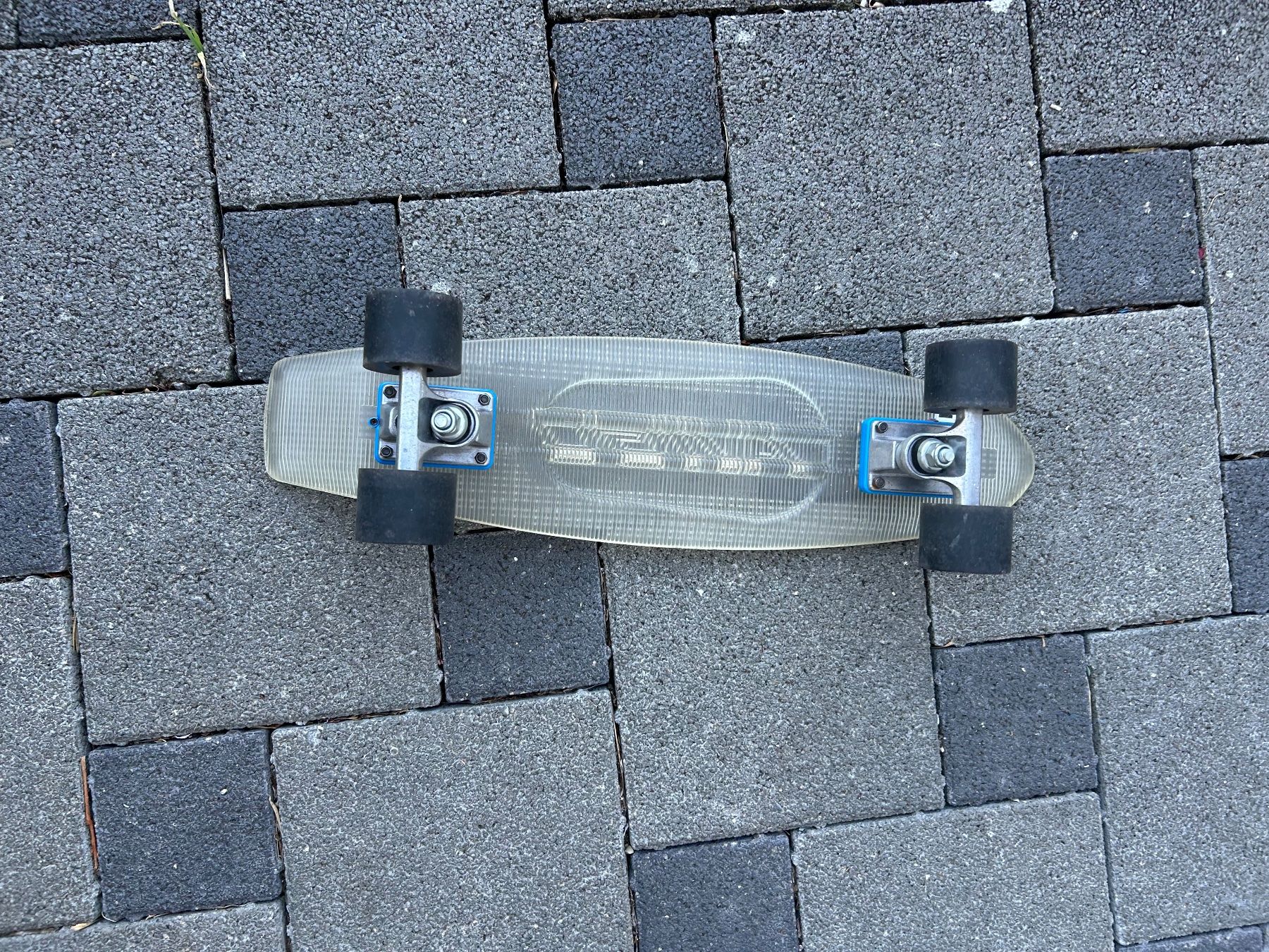 Skateboards: Cooles transparentes Penny Board Skateboard – Usato da Koppigen venduto da Gustaff14 1