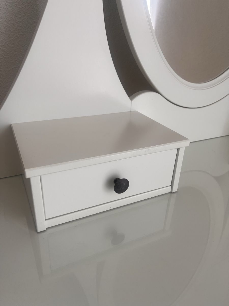 Ikea Tavoli da trucco: Ikea Schminktisch – Usato da Pfäffikon ZH venduto da Restore-Me 4