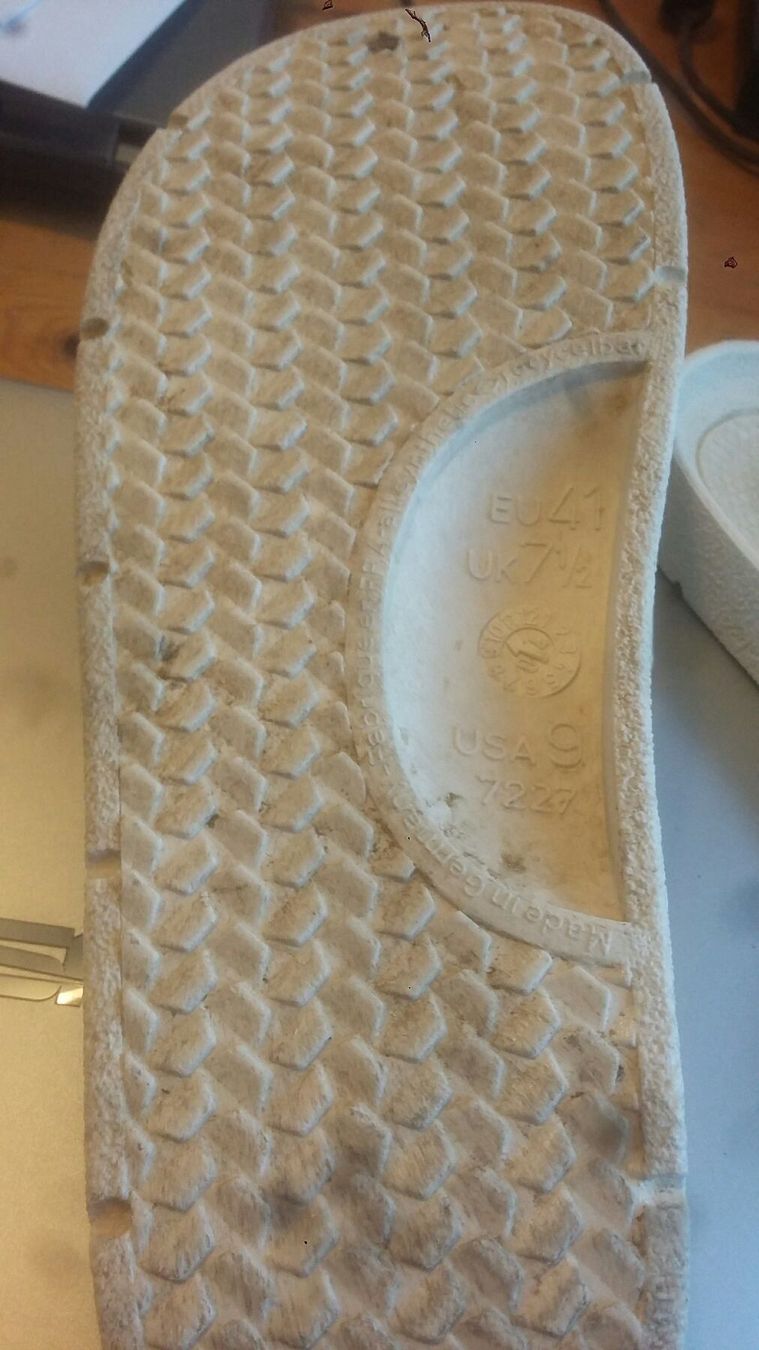Scarpe da uomo: 1 paire de schlappes – Usato da Miecourt venduto da Marly1 4