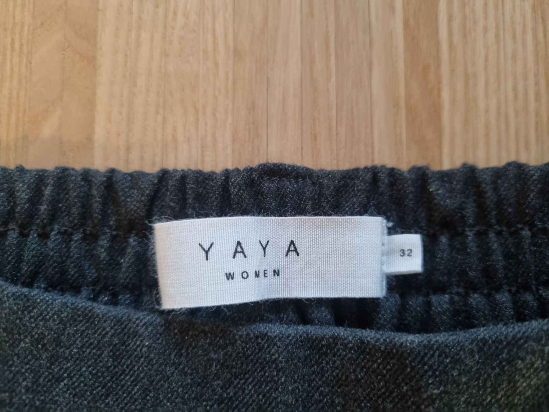 Pantaloni: Yaya Stoffhose Gr. 32 – Usato da Zürich venduto da zimmi_o 1