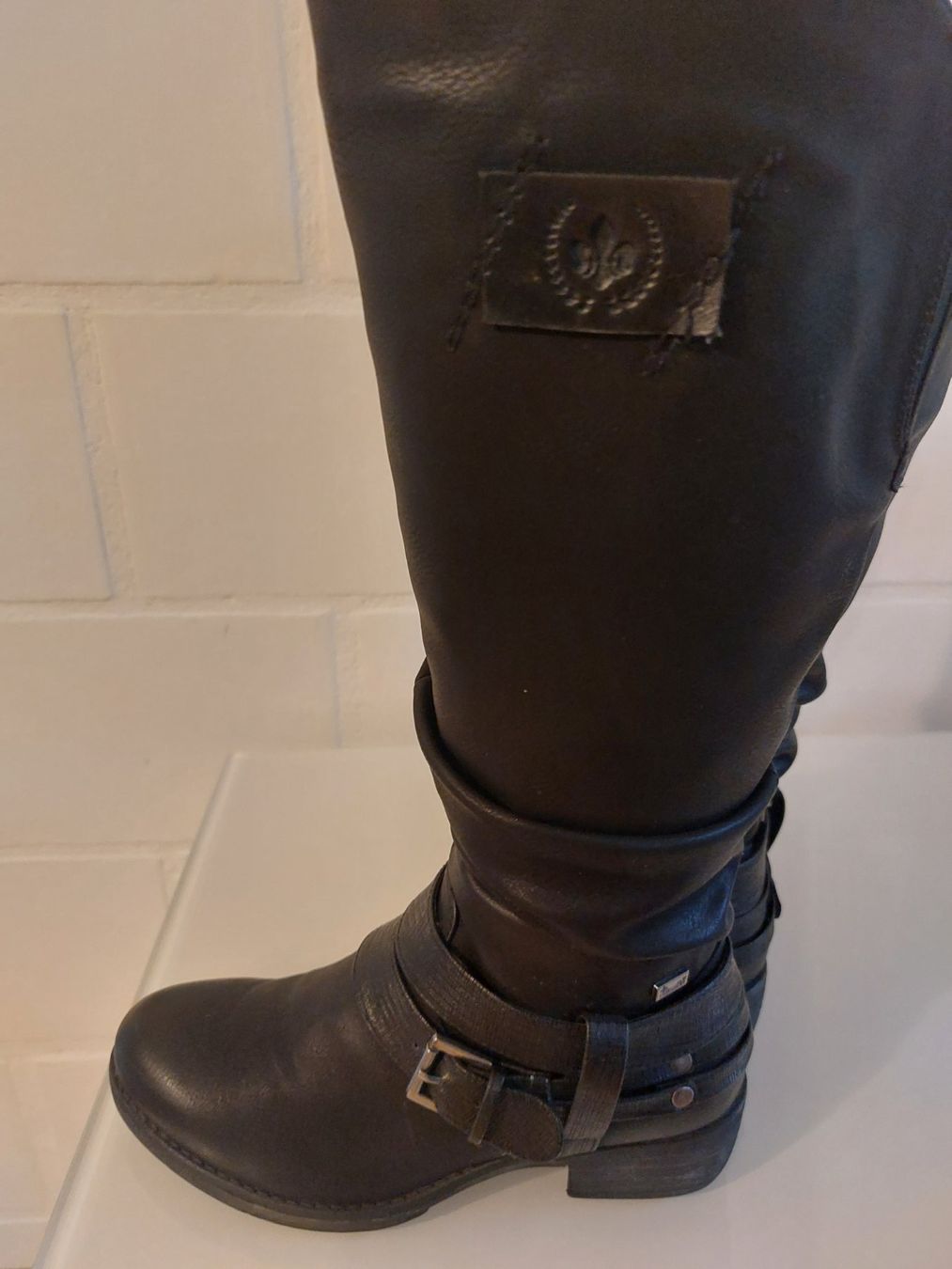 Rieker Scarpe da donna: Bottes Rieker gr 38 noires – Usato da Delémont venduto da Petitlutin 1