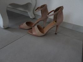 Beige elegante Buffalo Sandaletten Gr. 36 - 240138