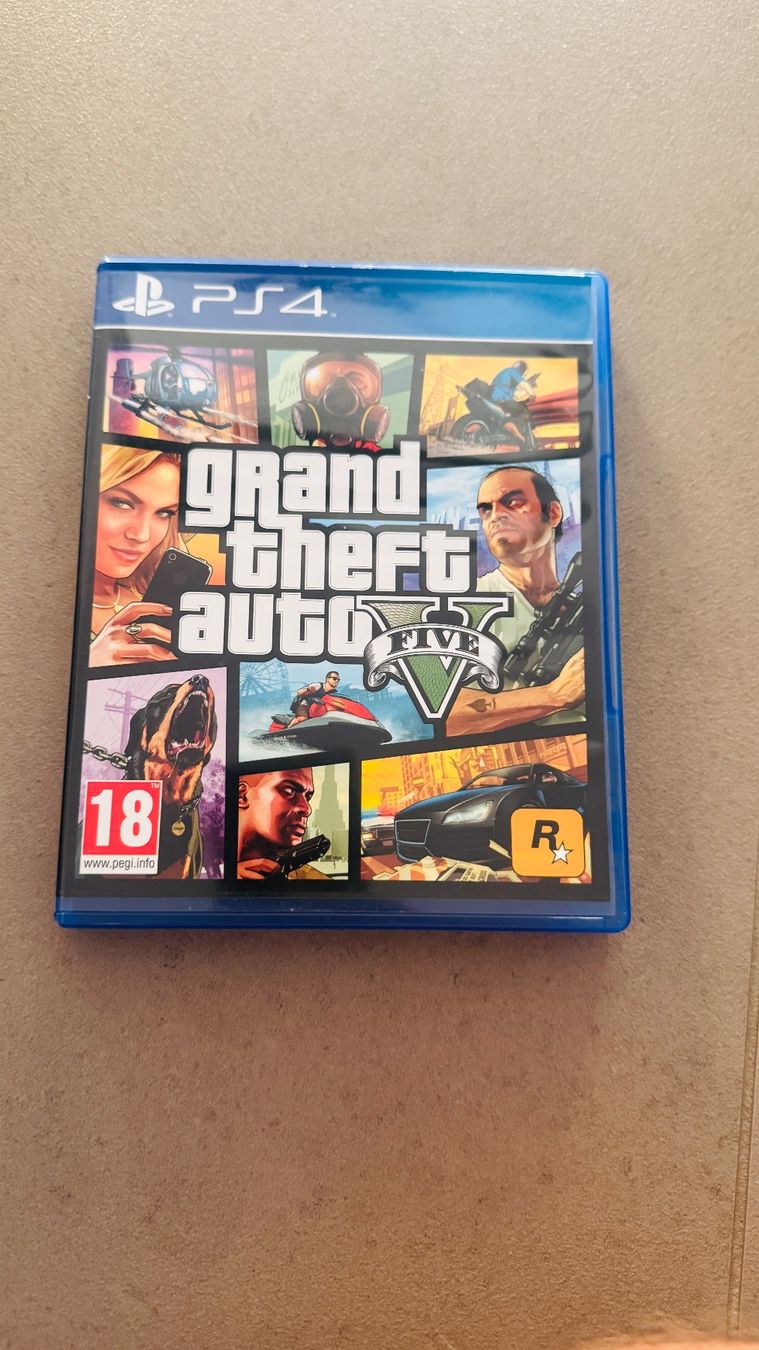 Jeux: GTA 5 – D'occasion à Reichenburg par Blunt18