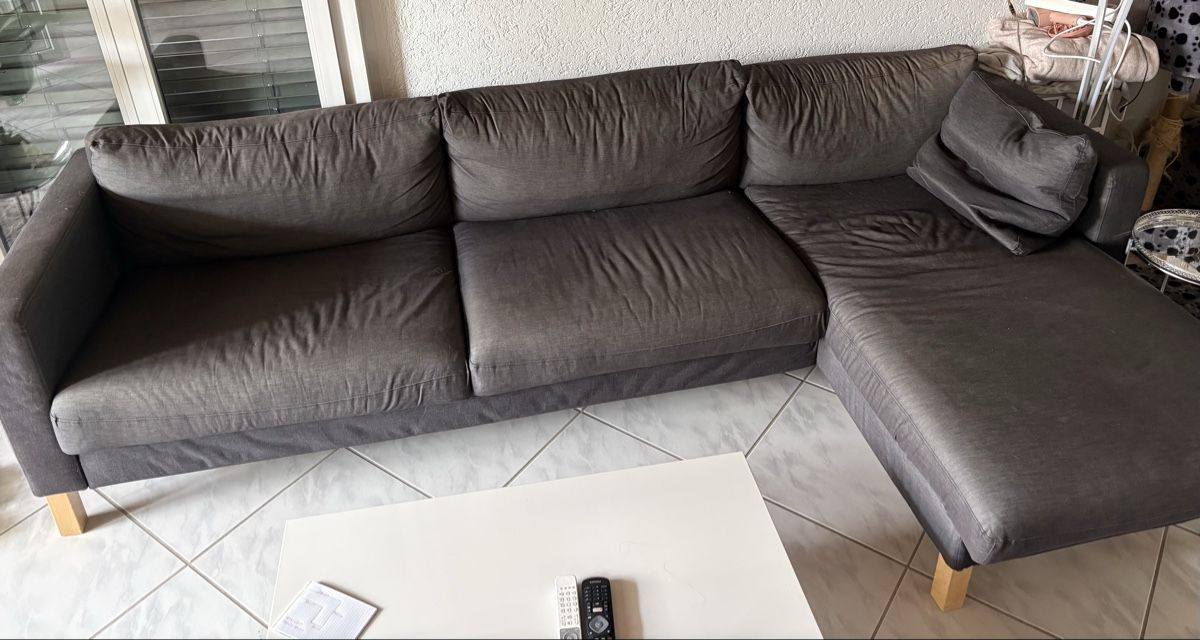 Divani: Ecksofa dunkelgrau – Usato da Wolfhausen venduto da Sag86