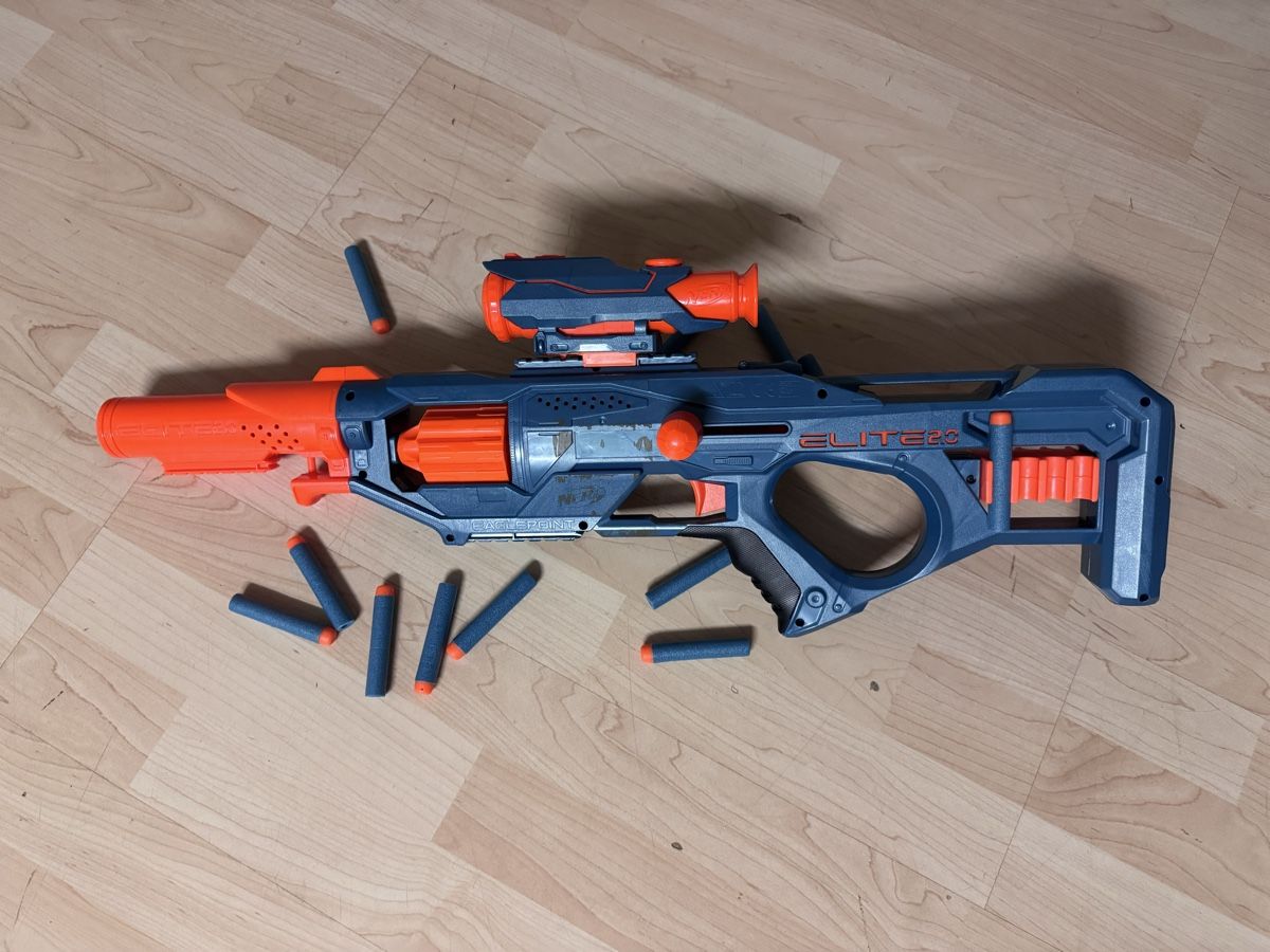 Nerf Spielzeuge: 5 verschiedene Nerf Blaster einer mit bällen – Gebraucht aus Scuol von pfi_7l2j 5