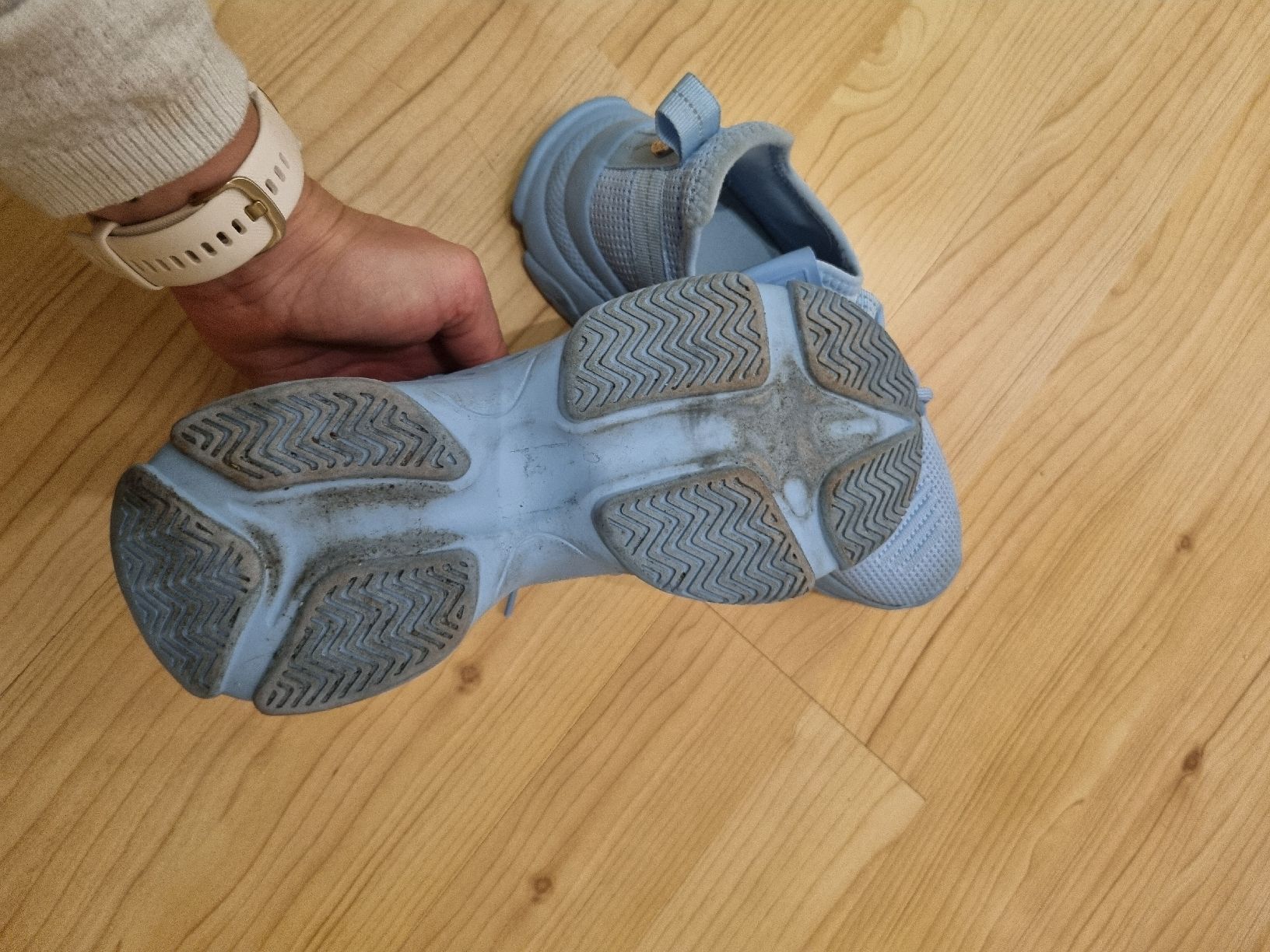 Steve Madden Scarpe da donna: Steve Madden Sneakers in hellblau Gr 38 – Usato da Kirchberg BE venduto da Baba845 2