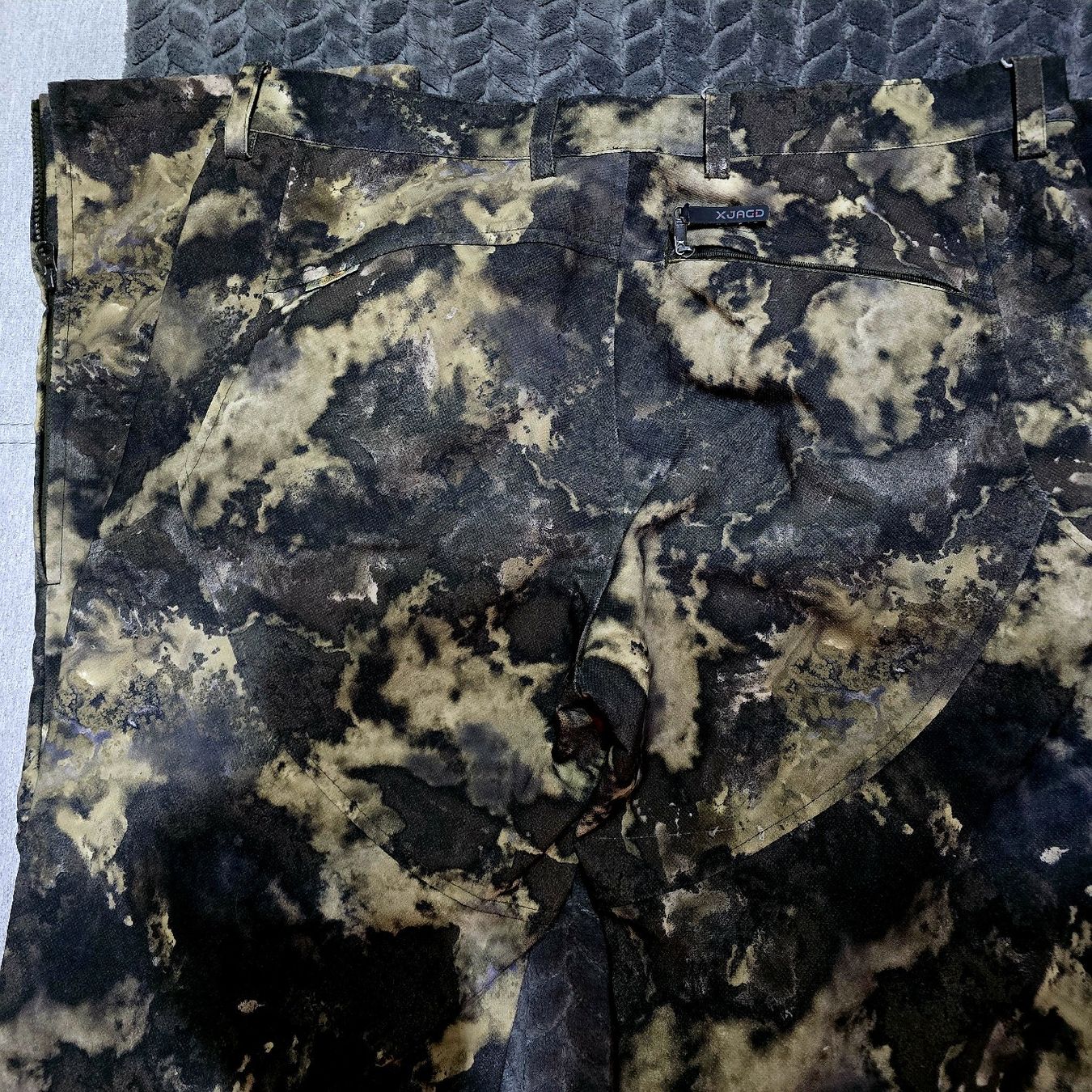Hosen: Camouflage Cargo Jagd-Hose – Gebraucht aus Ferden von Wunderfitz 1