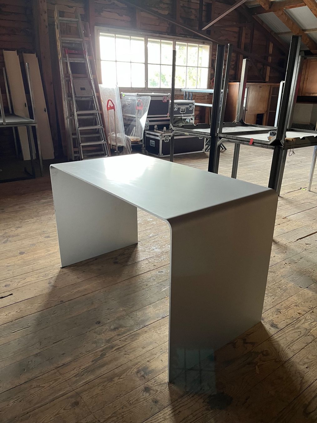 Tavoli: Aluminium Tisch, massiv – Usato da Romanshorn venduto da fbe_s8hr