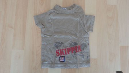 Kaki T-Shirt Gr 62/68 mit Knöpfen